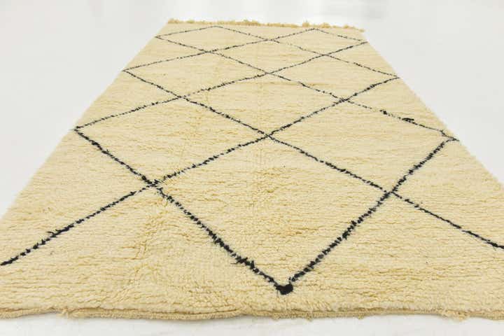 4' 10 x 8' 5 Hand Knotted Moroccan Wool Rug