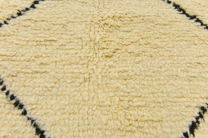 4' 10 x 8' 5 Hand Knotted Moroccan Wool Rug