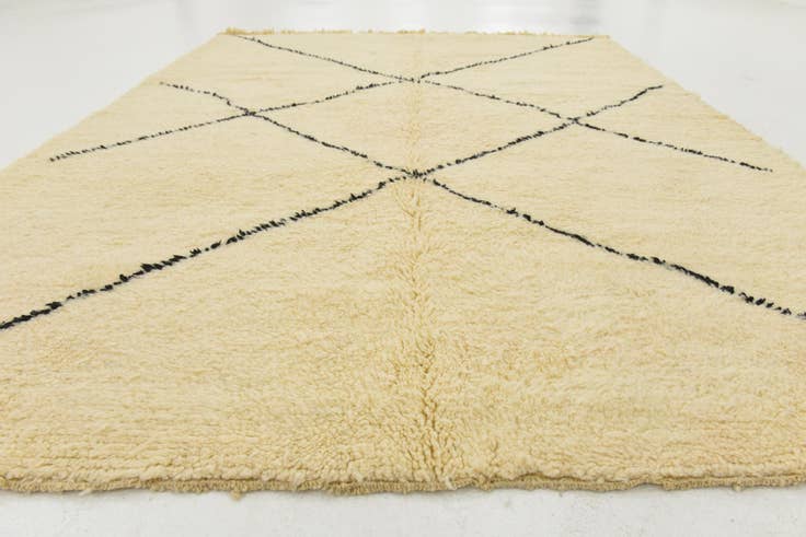 Detail image of 7' x 9' 8 Hand Knotted Moroccan Wool Rug