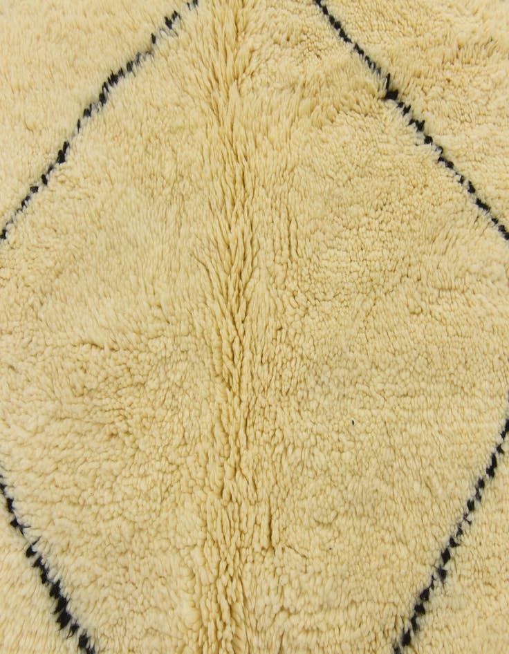 Detail image of 6' 5 x 9' 10  Hand Knotted Moroccan Wool Rug