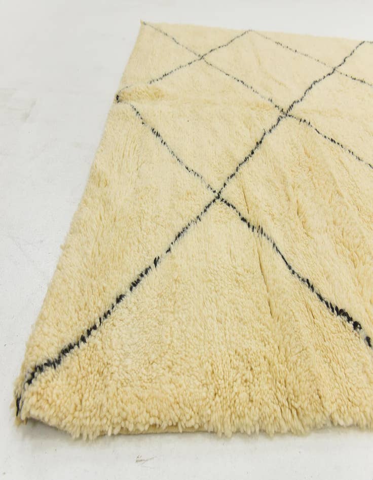 Detail image of 6' 5 x 9' 10  Hand Knotted Moroccan Wool Rug