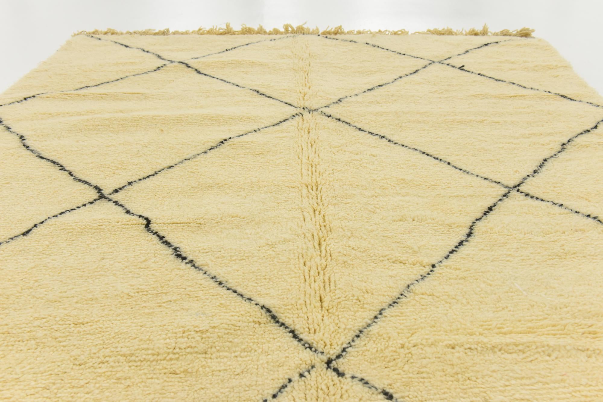 6' 10 x 10' Hand Knotted Moroccan Wool Rug