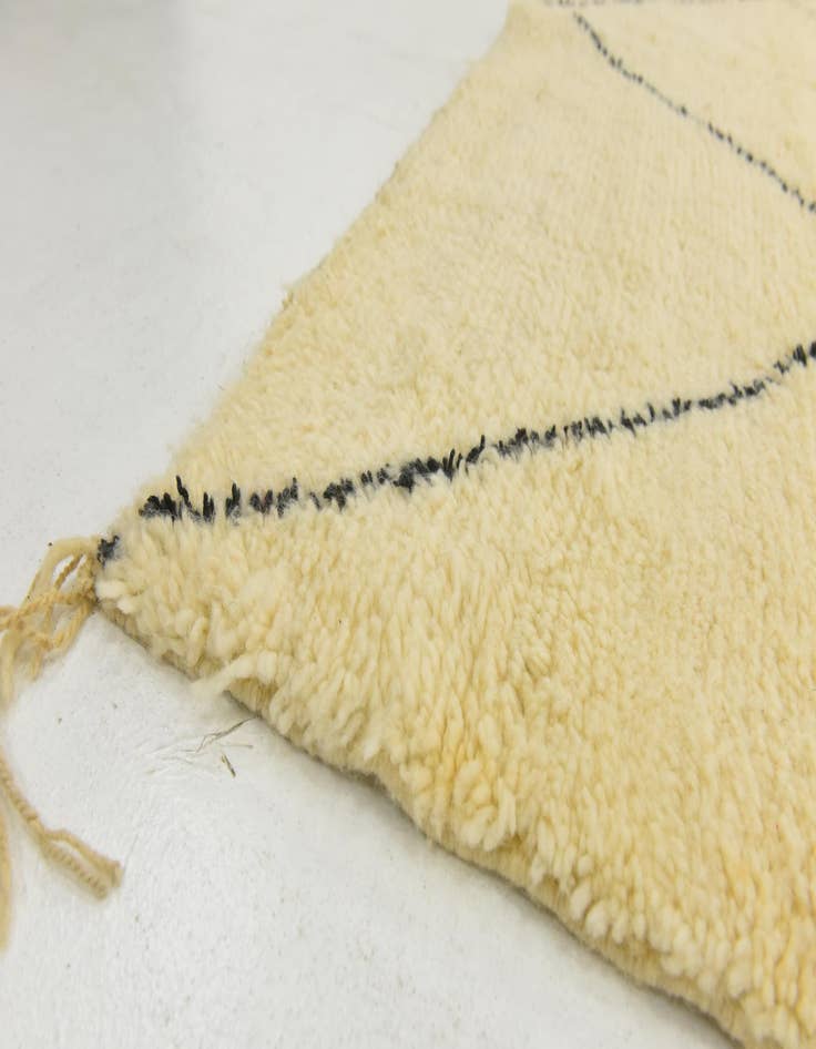 Detail image of 6' 10 x 10'  Hand Knotted Moroccan Wool Rug