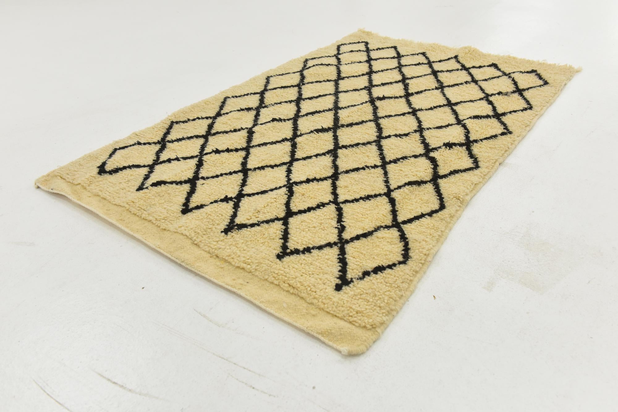3' 1 x 4' 10 Hand Knotted Moroccan Wool Rug