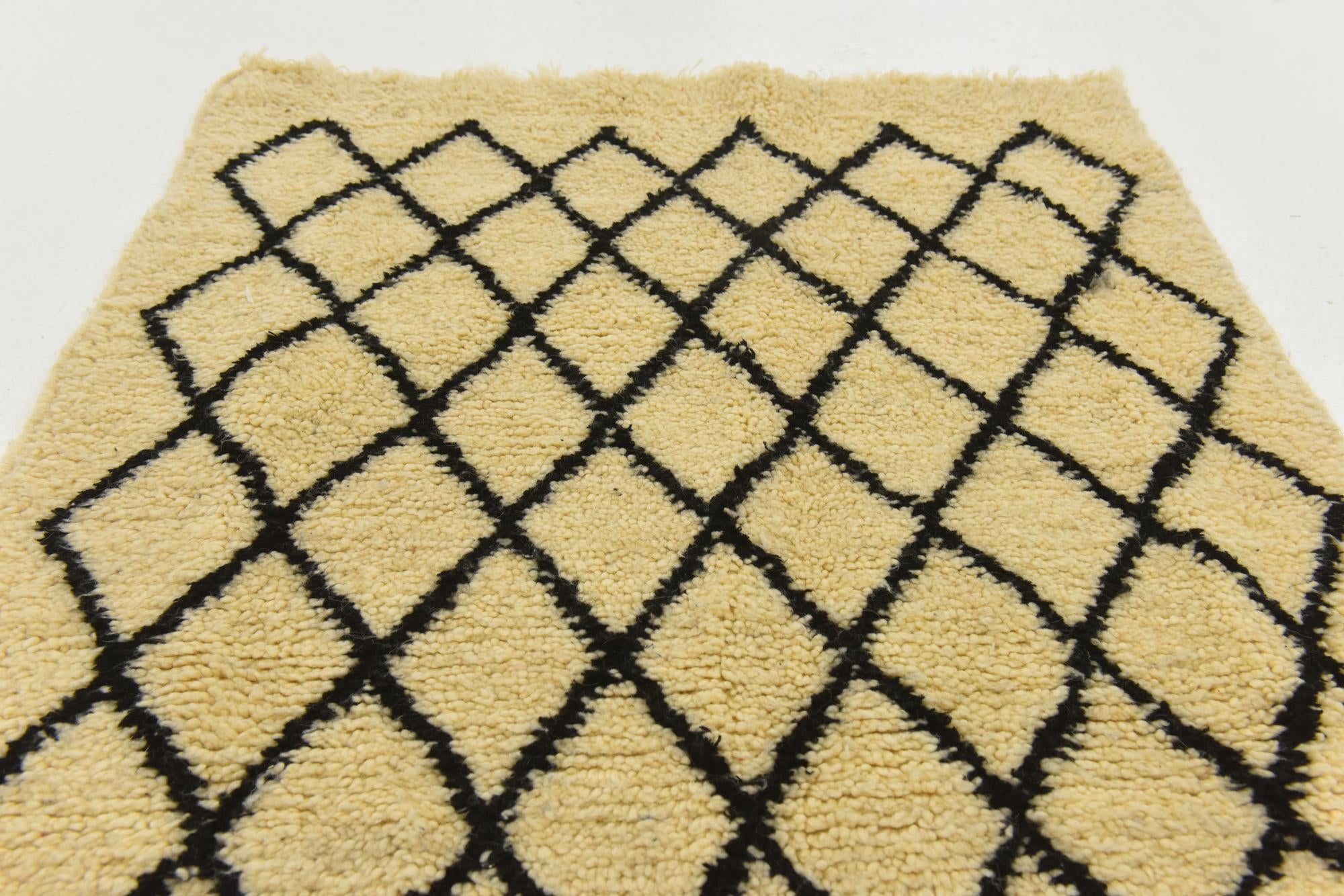 3' 1 x 4' 10 Hand Knotted Moroccan Wool Rug