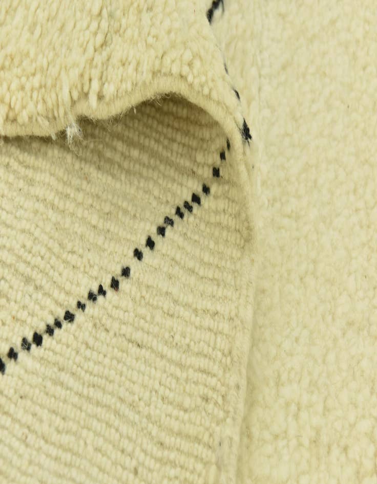 Detail image of 7' 2 x 9' 8  Hand Knotted Moroccan Wool Rug