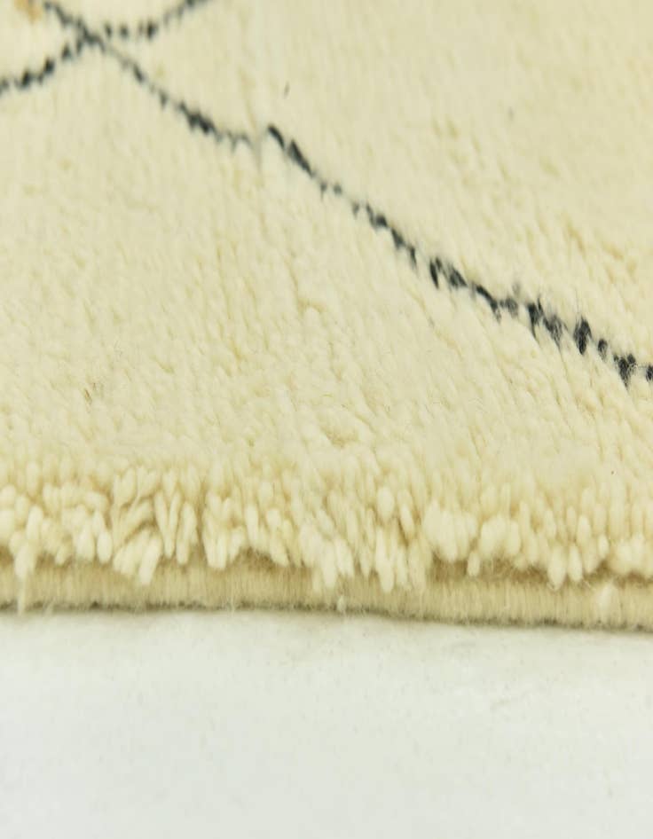 Detail image of 6' 7 x 9' 7  Hand Knotted Moroccan Wool Rug