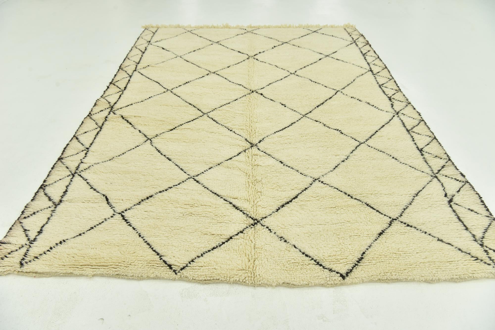 7' 4 x 10' Hand Knotted Moroccan Wool Rug