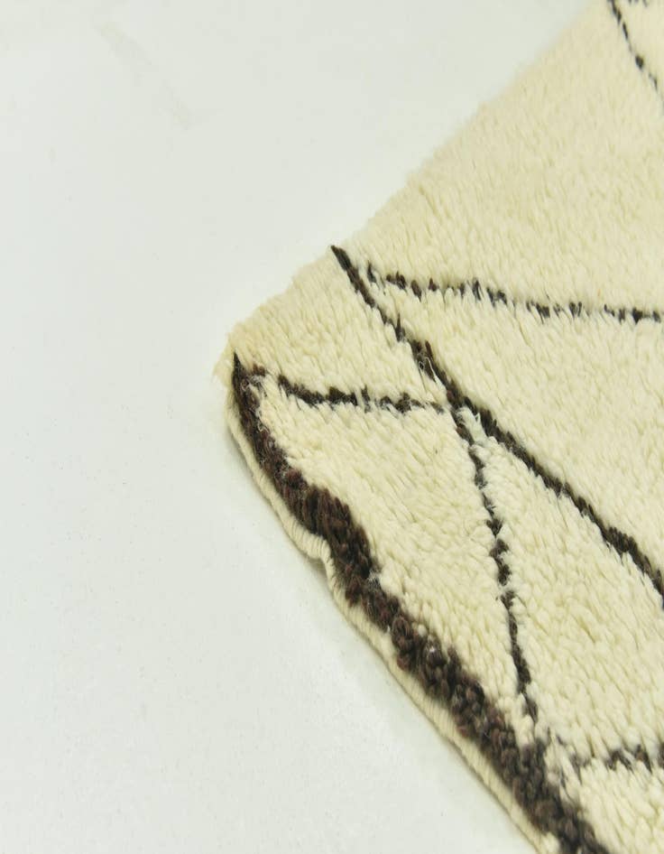 Detail image of 7' 4 x 10'  Hand Knotted Moroccan Wool Rug