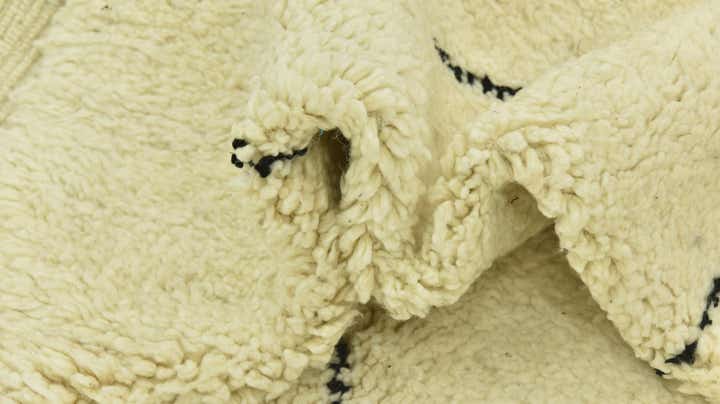 6' 9 x 9' 8 Hand Knotted Moroccan Wool Rug