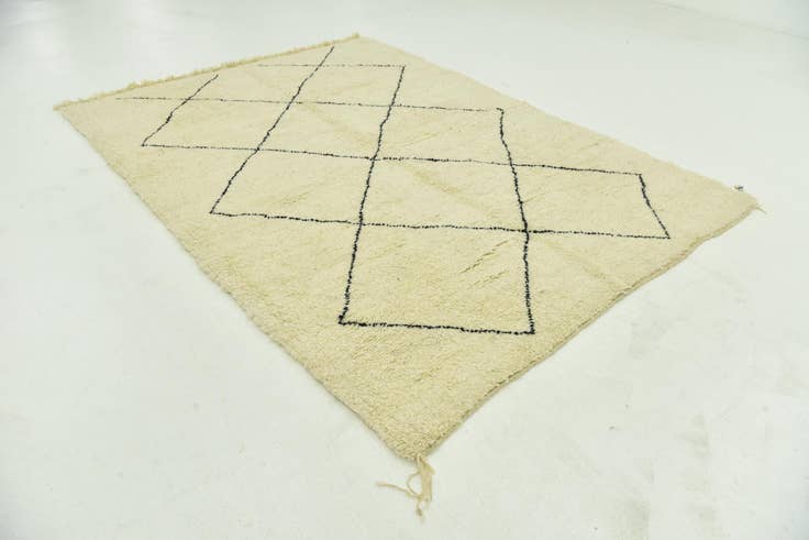 Detail image of 6' 9 x 9' 8 Hand Knotted Moroccan Wool Rug