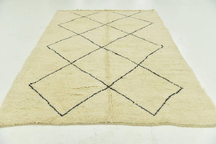Detail image of 6' 9 x 9' 8 Hand Knotted Moroccan Wool Rug