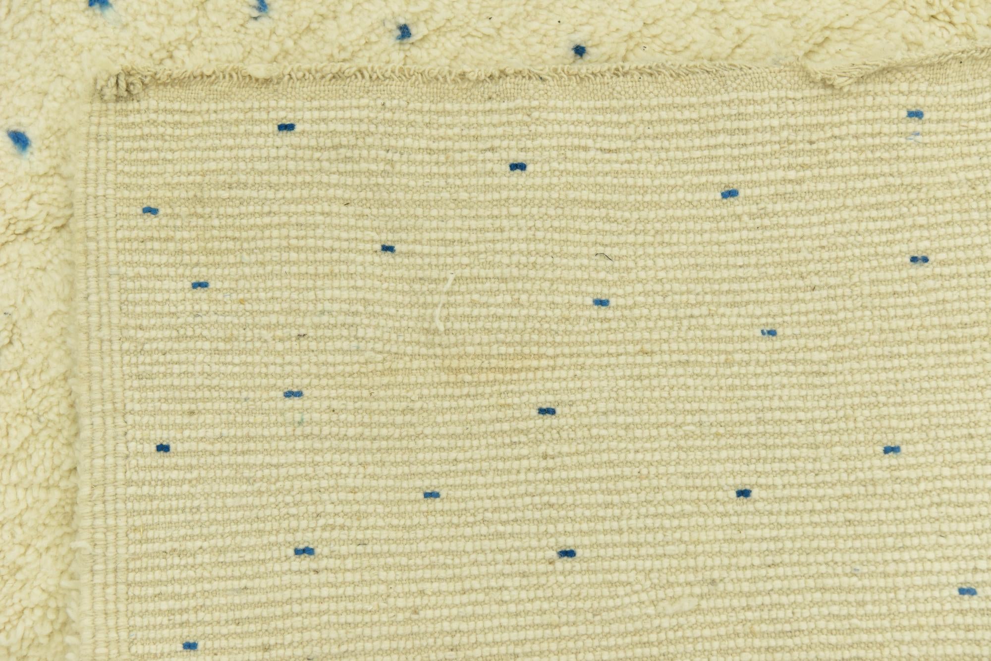 7' x 9' 9 Hand Knotted Moroccan Wool Rug