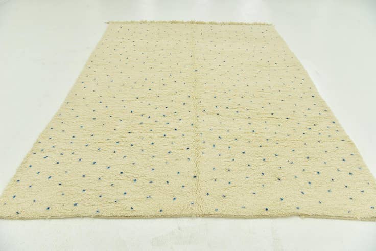 Detail image of 7' x 9' 9 Hand Knotted Moroccan Wool Rug