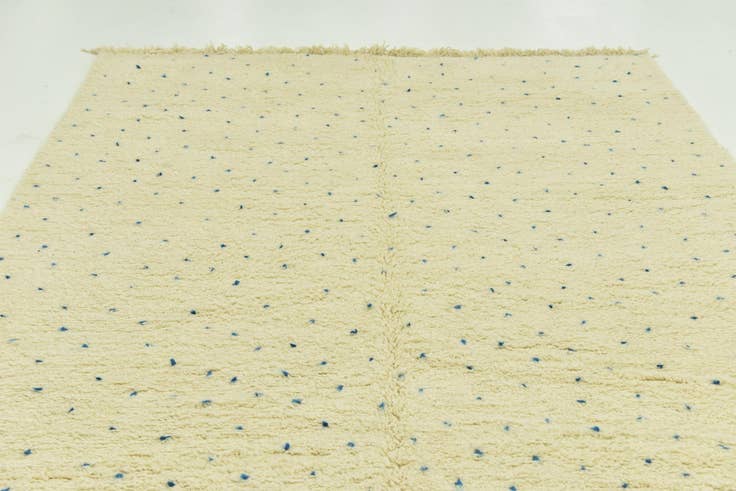 Detail image of 7' x 9' 9 Hand Knotted Moroccan Wool Rug