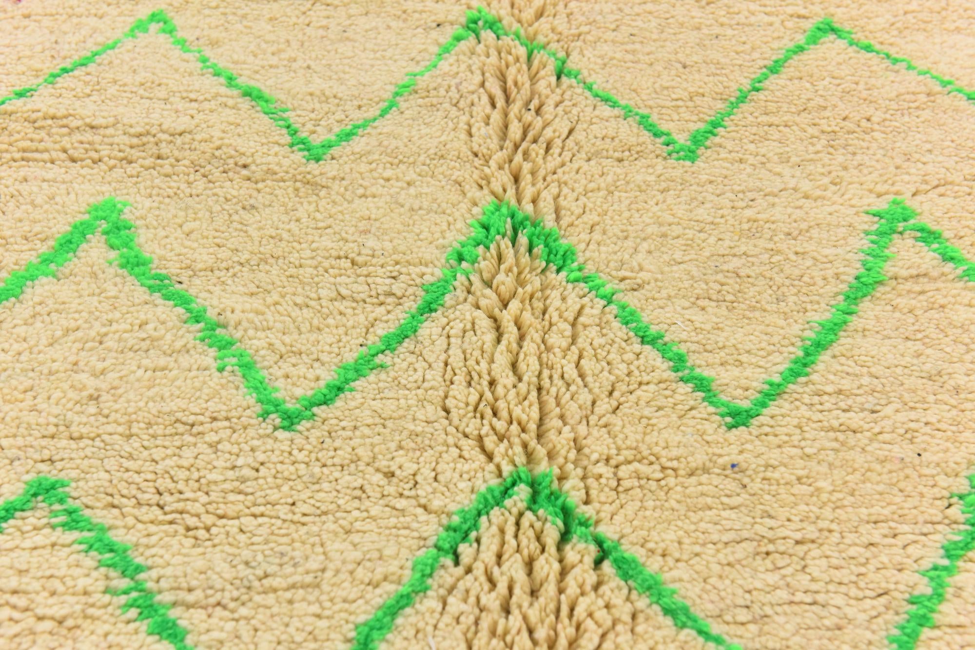 4' 11 x 7' 9 Hand Knotted Moroccan Wool Rug