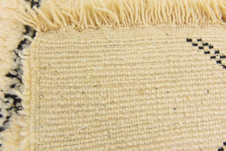 5' 3 x 8' 5 Hand Knotted Moroccan Wool Rug