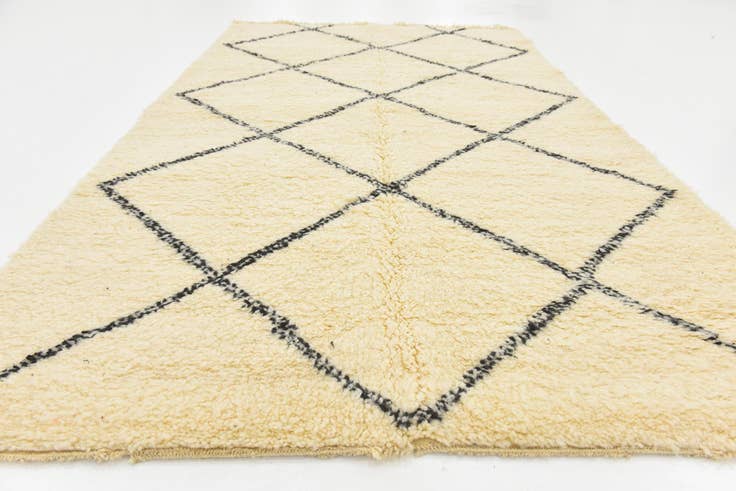 Detail image of 5' 3 x 8' 5 Hand Knotted Moroccan Wool Rug