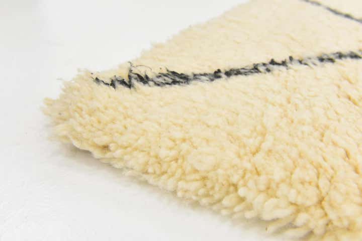 5' 3 x 8' 5 Hand Knotted Moroccan Wool Rug