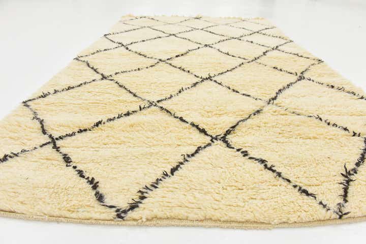 5' 2 x 8' 5 Hand Knotted Moroccan Wool Rug