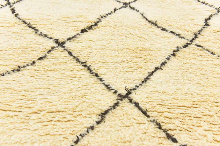 5' 2 x 8' 5 Hand Knotted Moroccan Wool Rug