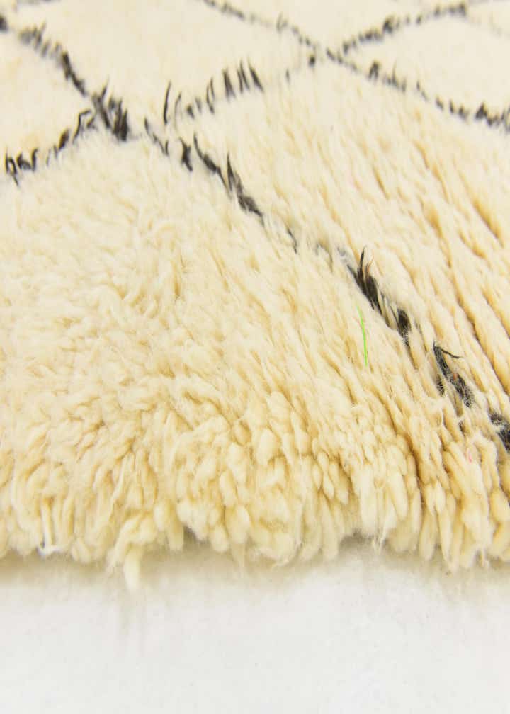 5' 2 x 8' 5 Hand Knotted Moroccan Wool Rug