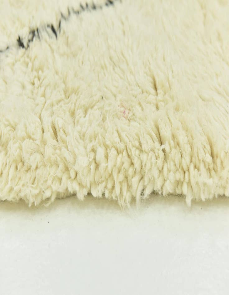 Detail image of 6' 8 x 10' 5  Hand Knotted Moroccan Wool Rug