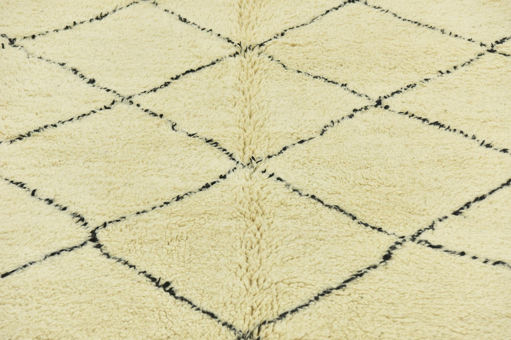 7' 2 x 9' 9 Hand Knotted Moroccan Wool Rug