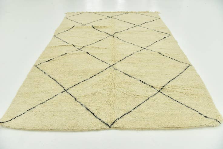 Detail image of 7' x 10' 2 Hand Knotted Moroccan Wool Rug