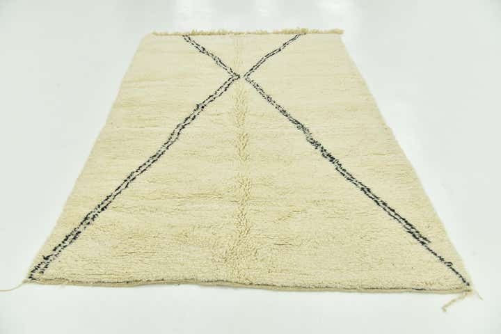 5' 6 x 8' 8 Hand Knotted Moroccan Wool Rug