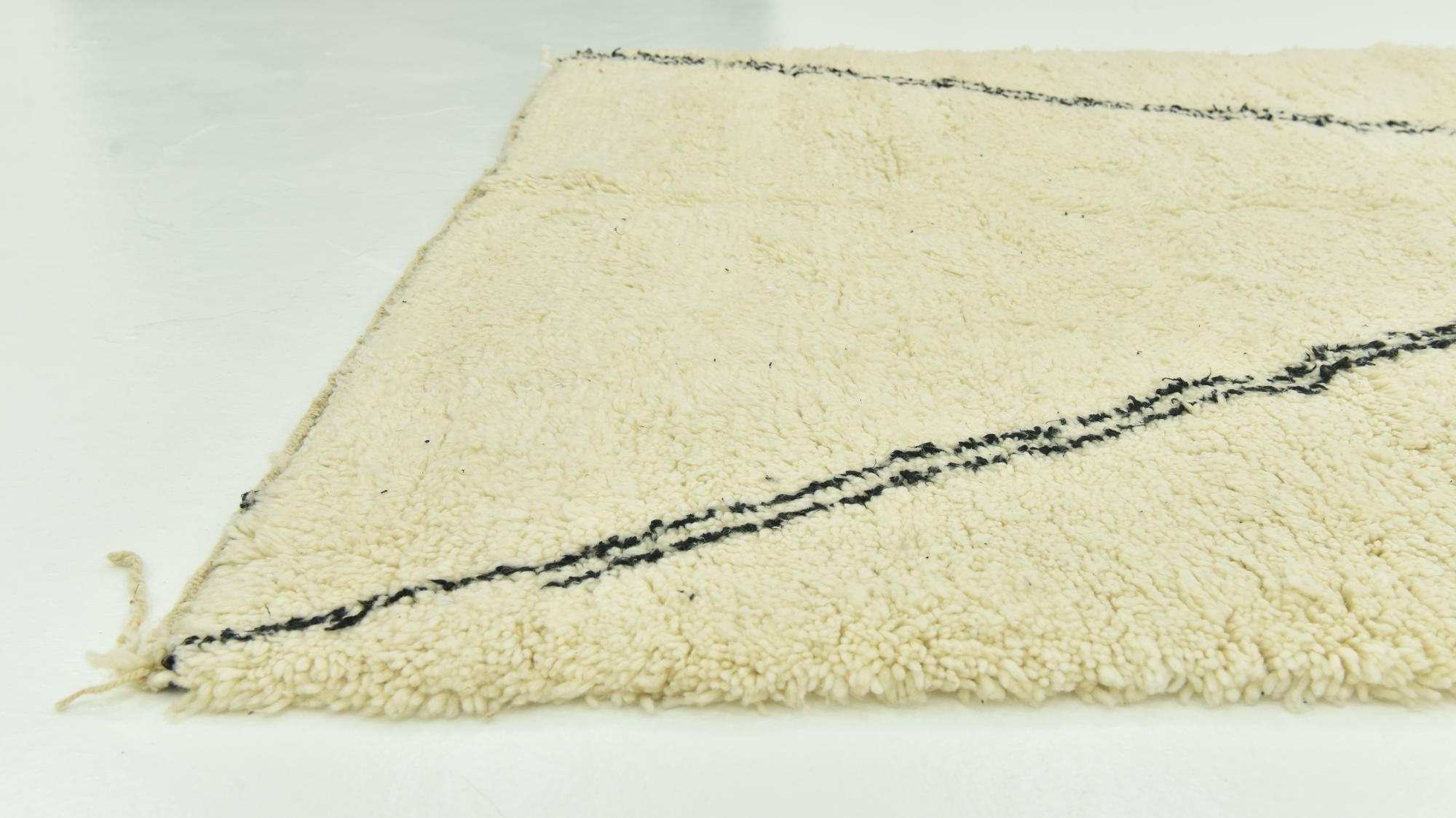 5' 6 x 8' 8 Hand Knotted Moroccan Wool Rug