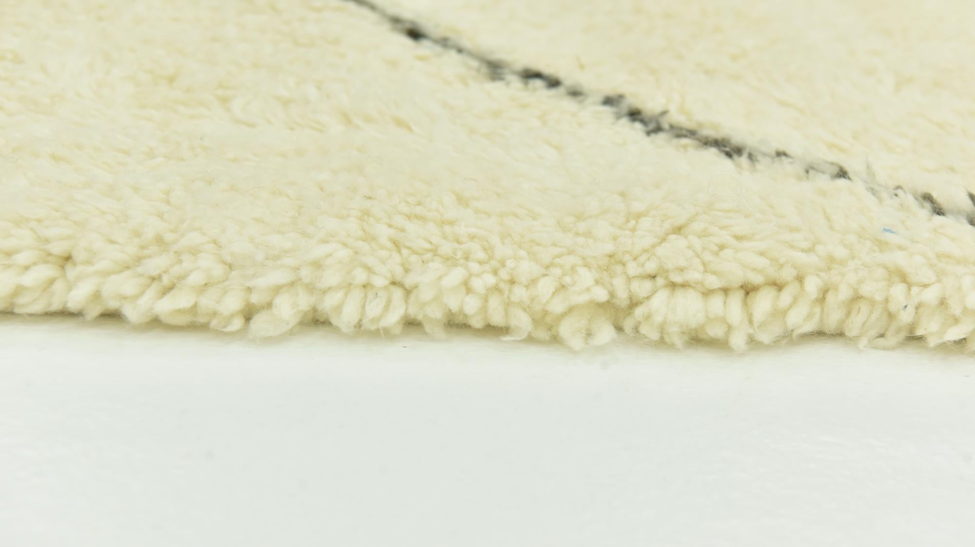 6' 9 x 10' Hand Knotted Moroccan Wool Rug