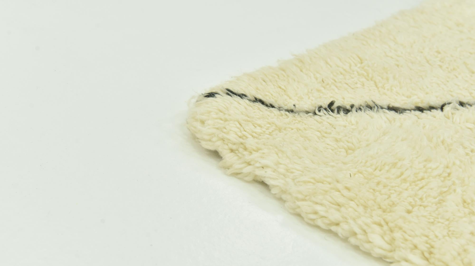6' 9 x 10' Hand Knotted Moroccan Wool Rug