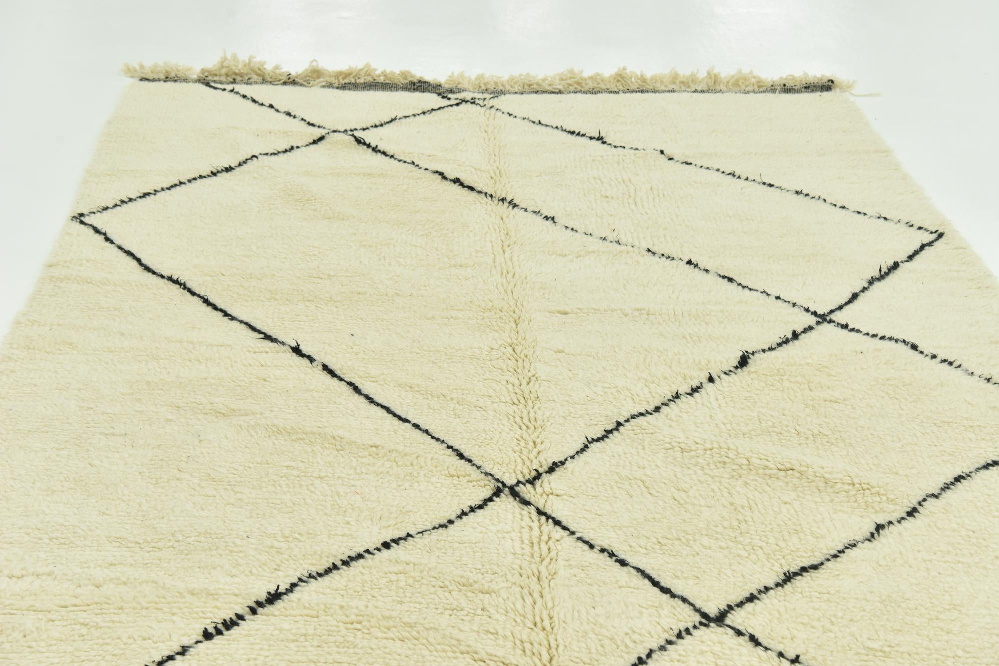 6' 5 x 9' 3 Hand Knotted Moroccan Wool Rug