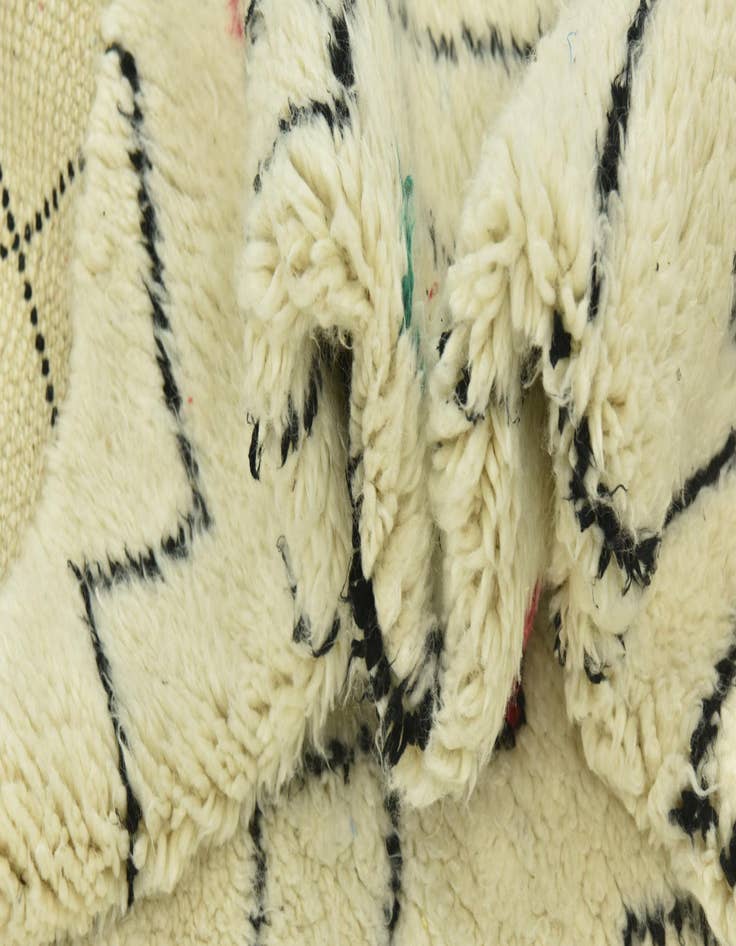 Detail image of 5' x 9' 2  Hand Knotted Moroccan Wool Rug