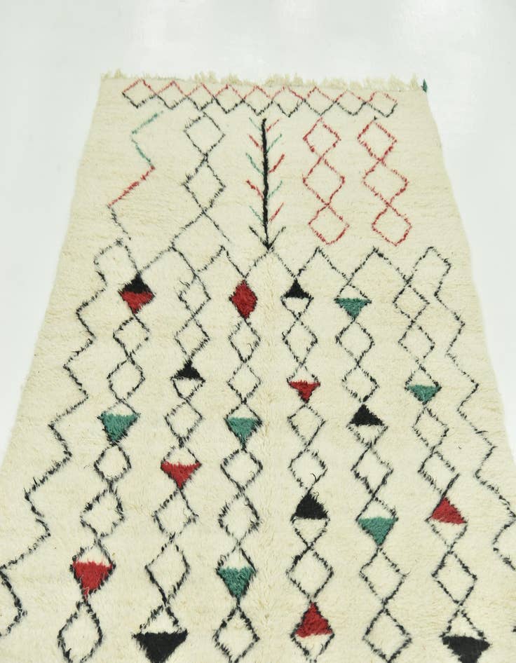 Detail image of 5' x 9' 2  Hand Knotted Moroccan Wool Rug