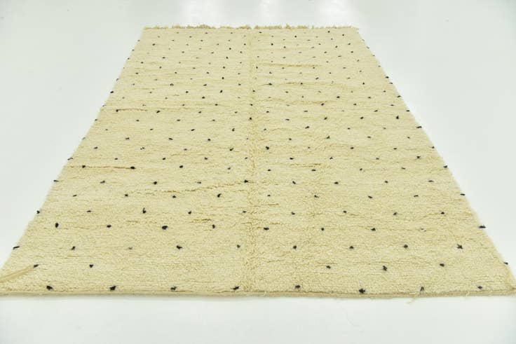 Detail image of 6' 6 x 9' 10 Hand Knotted Moroccan Wool Rug