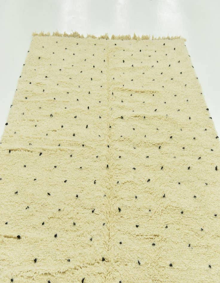 Detail image of 6' 6 x 9' 10  Hand Knotted Moroccan Wool Rug