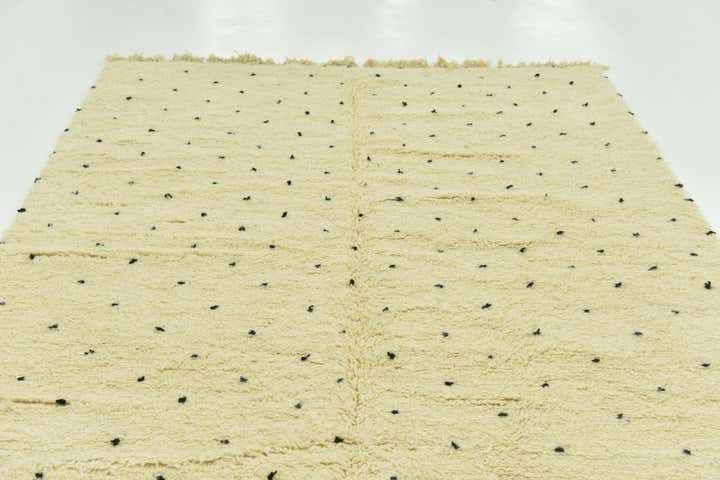 6' 6 x 9' 10 Hand Knotted Moroccan Wool Rug