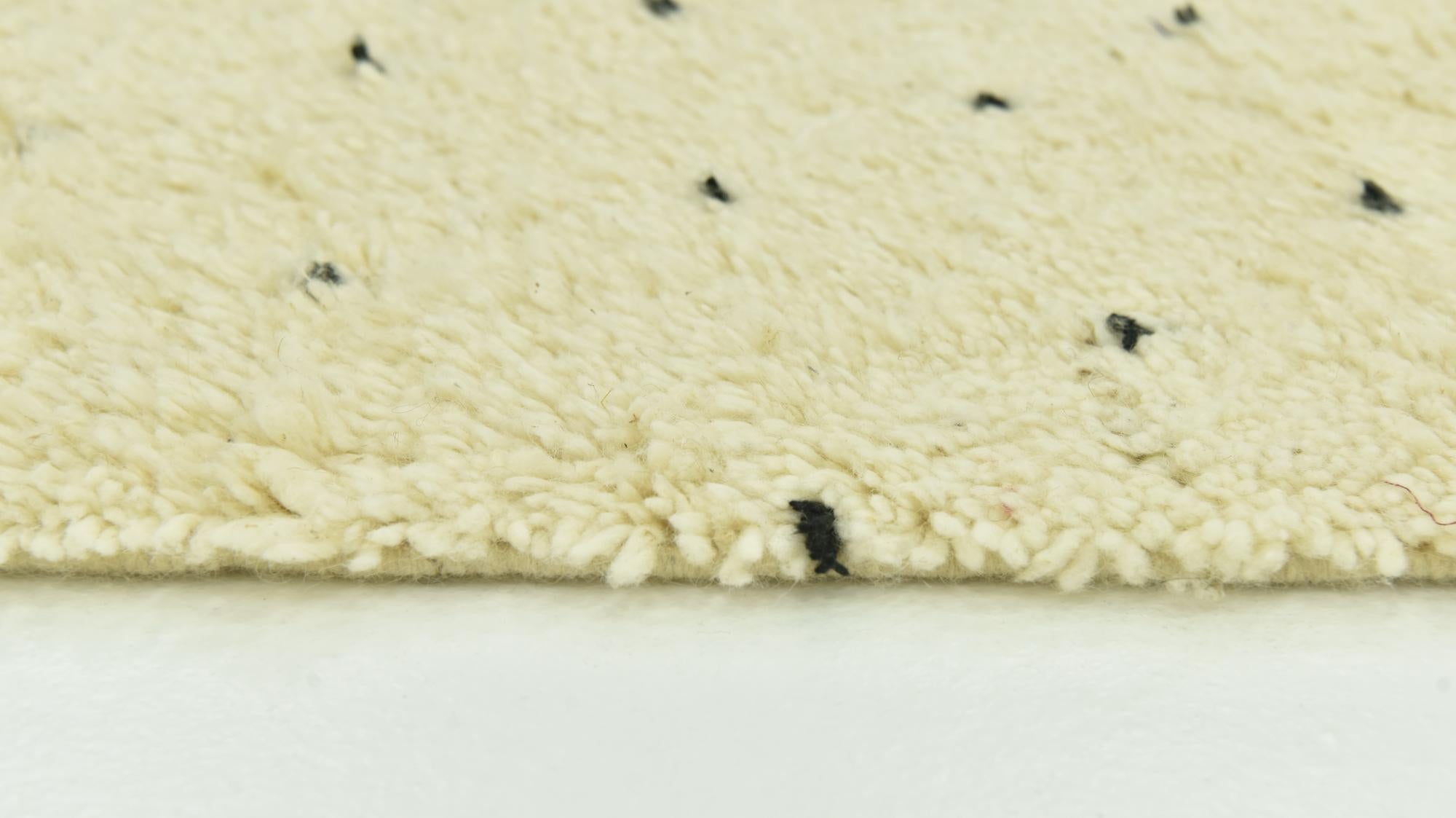6' 6 x 9' 10 Hand Knotted Moroccan Wool Rug