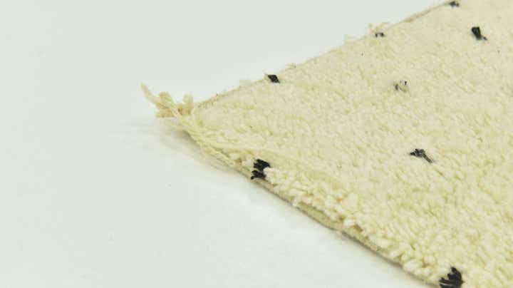 6' 6 x 9' 10 Hand Knotted Moroccan Wool Rug