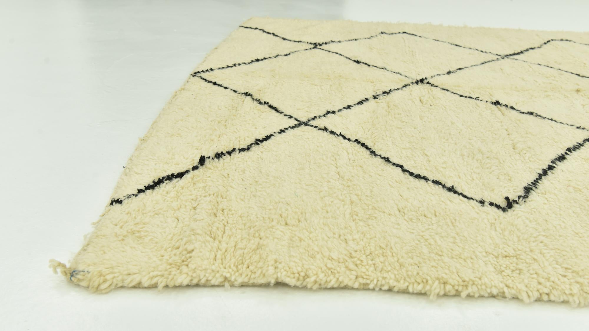 7' x 9' 5 Hand Knotted Moroccan Wool Rug