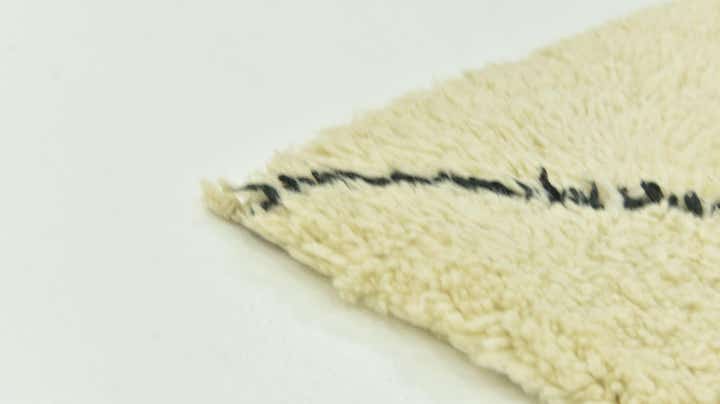 6' 9 x 9' 4 Hand Knotted Moroccan Wool Rug