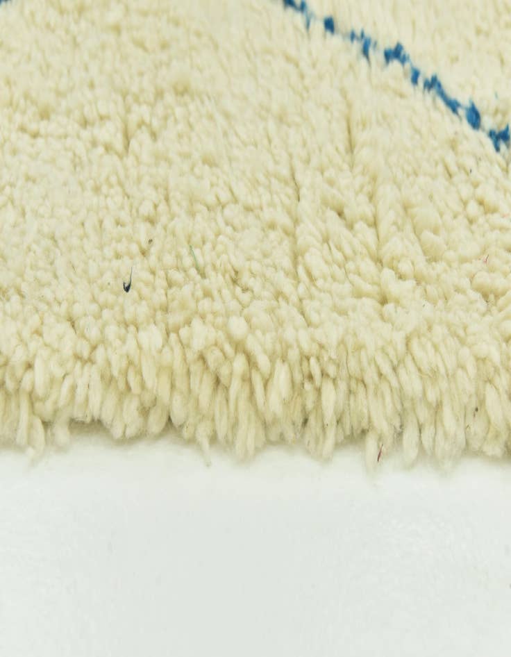 Detail image of 6' 6 x 10' 2  Hand Knotted Moroccan Wool Rug