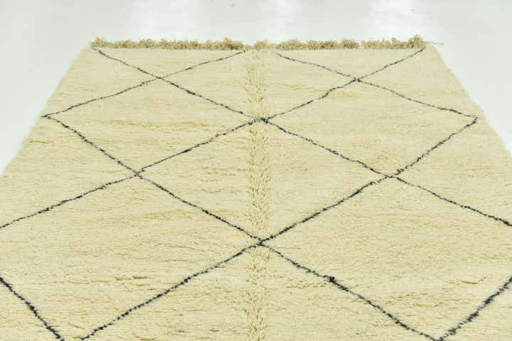 6' 7 x 10' Hand Knotted Moroccan Wool Rug