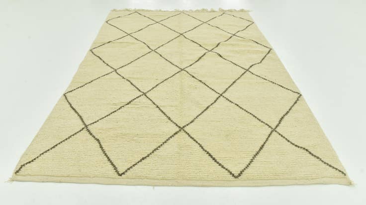 Detail image of 6' 5 x 9' 7 Hand Knotted Moroccan Wool Rug