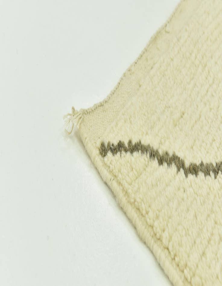 Detail image of 6' 5 x 9' 7  Hand Knotted Moroccan Wool Rug