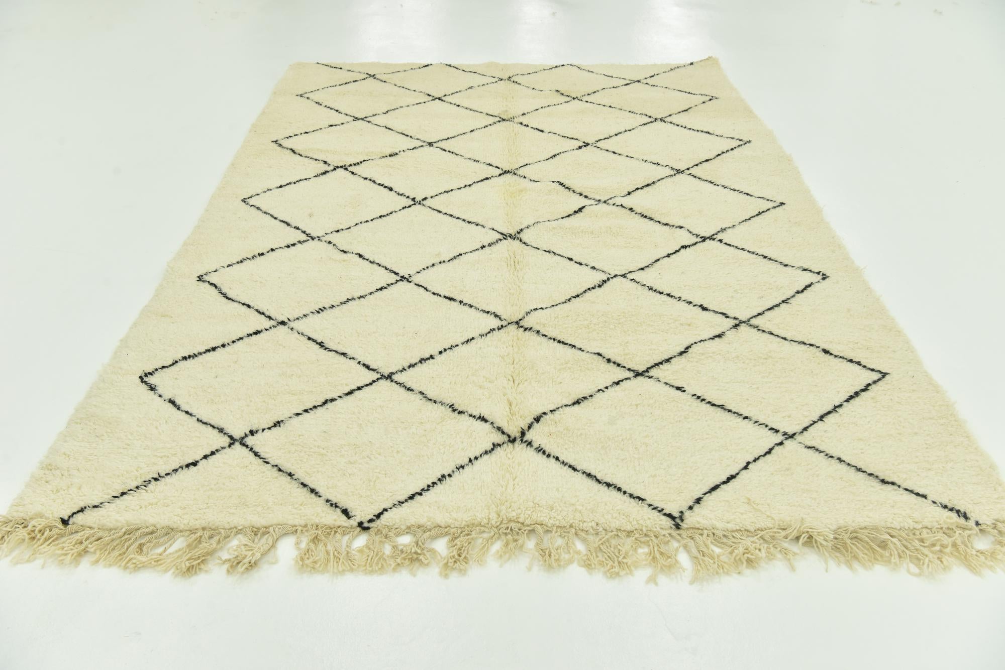 6' 10 x 10' Hand Knotted Moroccan Wool Rug