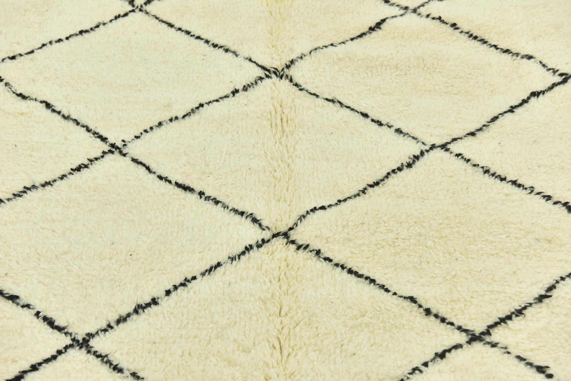 6' 10 x 10' Hand Knotted Moroccan Wool Rug