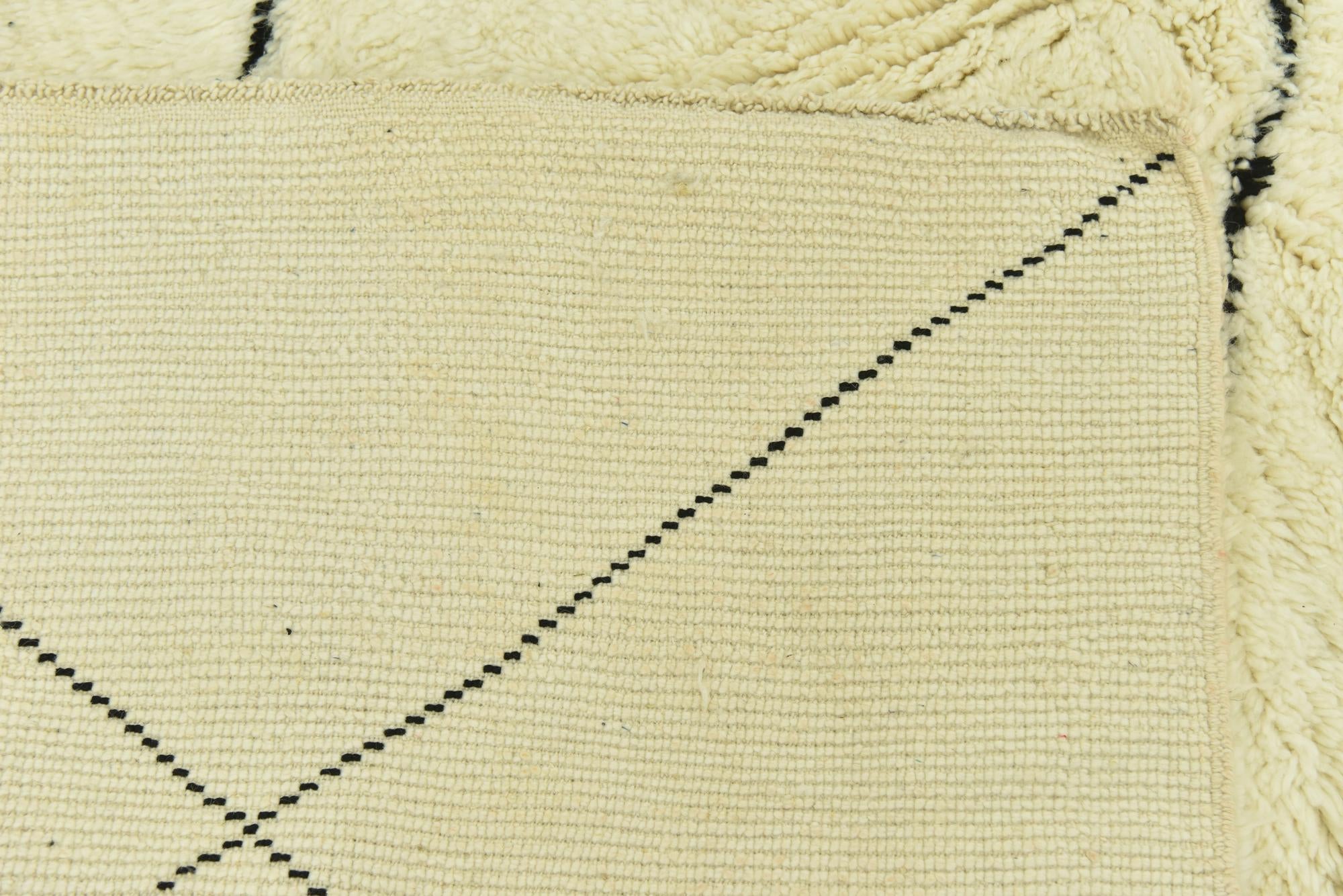 6' 8 x 9' Hand Knotted Moroccan Wool Rug